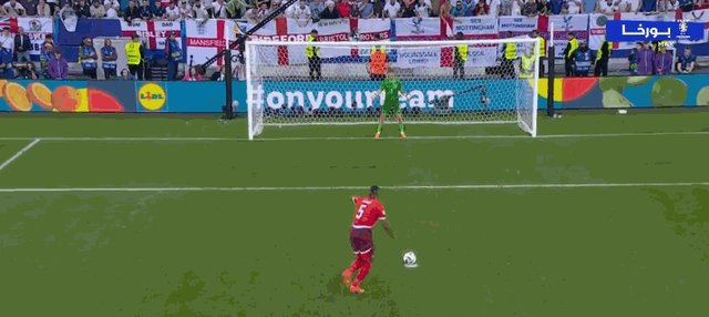 阿坎吉失点.gif